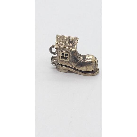 Vintage Old Woman Who Lived in Shoe Hinged Gold Plated on Sterling Pendant cute